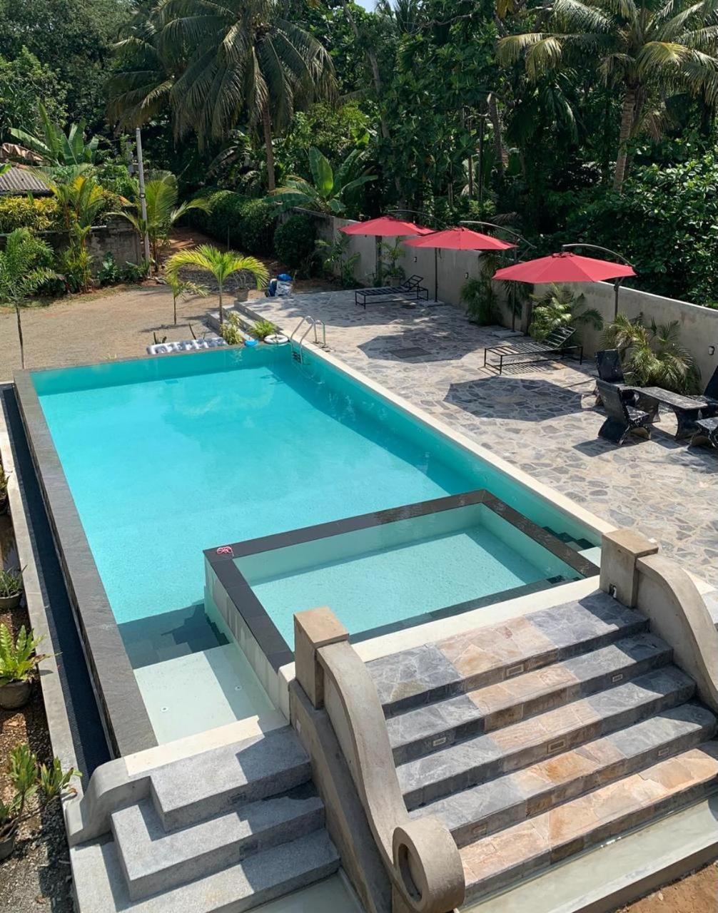 Dk Zur Einkehr Hotel Ahangama Extérieur photo